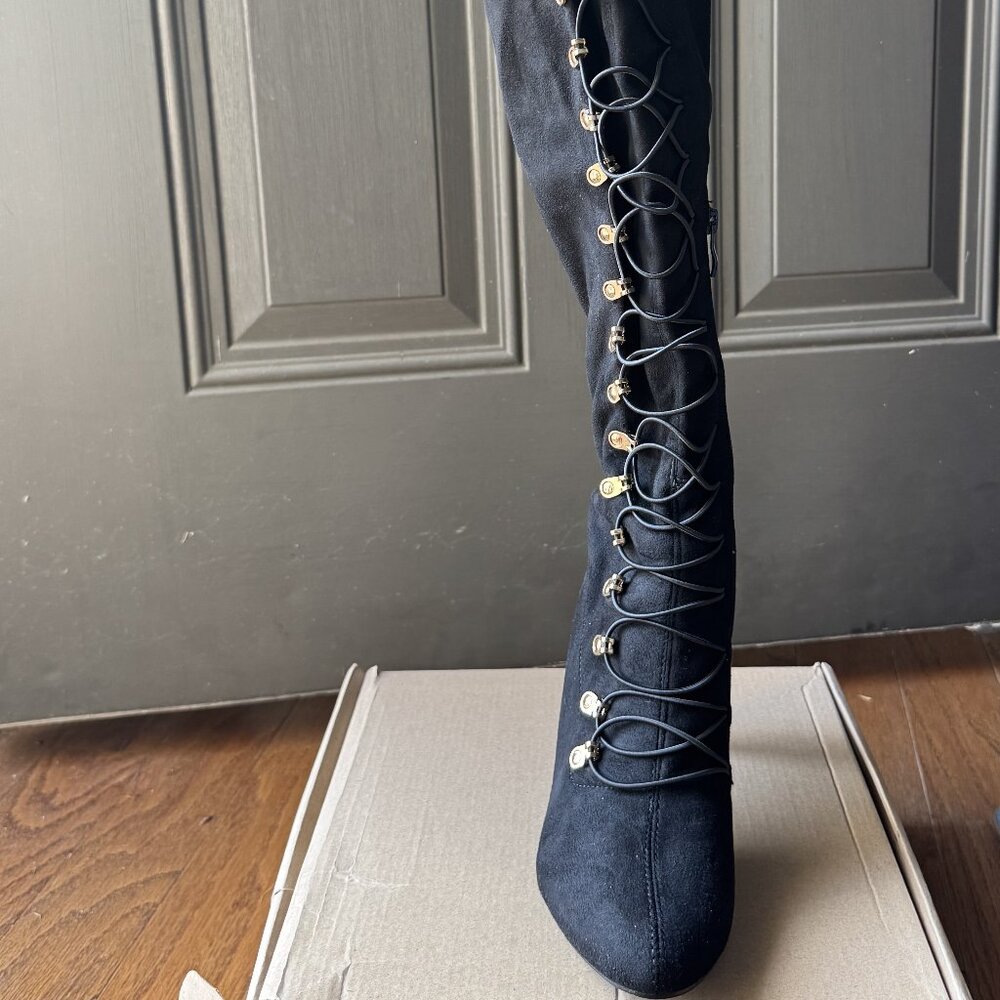 JOURNEE COLLECTION Women's Black Lace Trill Round Toe Stiletto Boots Size 9